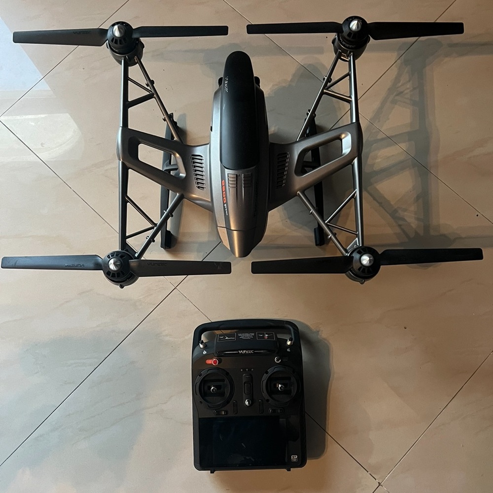 Drone Typhoon Q500